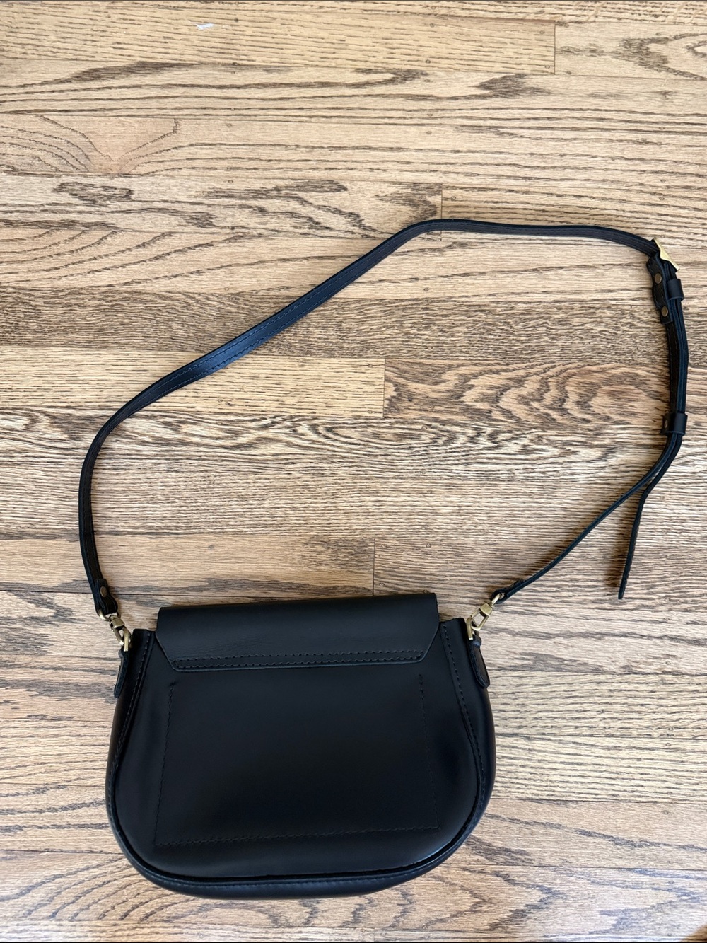 Portland Leather Crossbody Saddle Bag - Picture 2 of 4